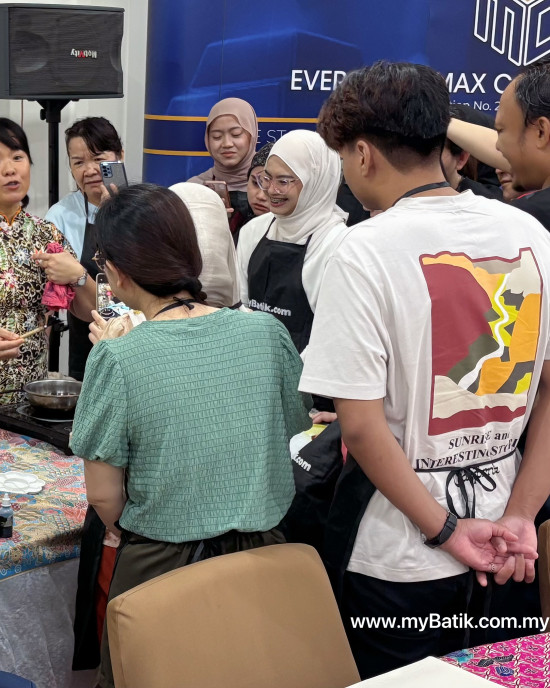 HRD Corporation Claimable Batik Training Course Package for 30 pax Half Day 4 Hours