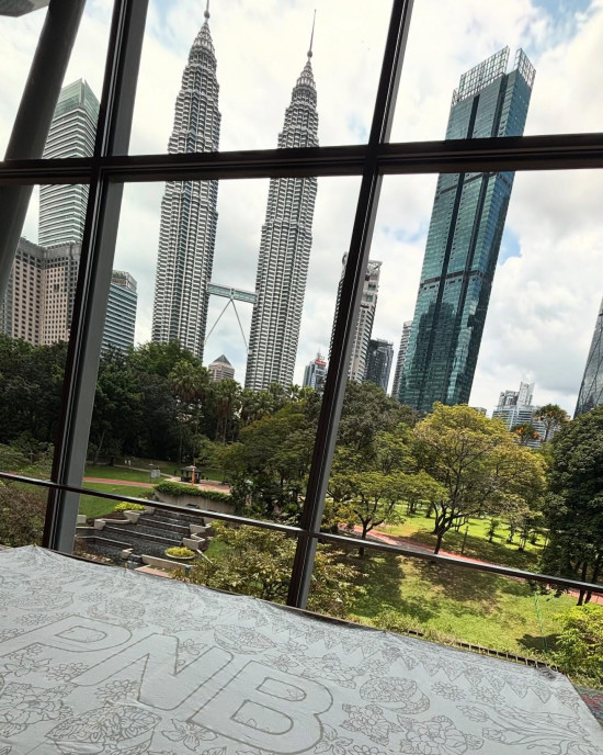 Custom & Ship to You: Batik Coloring Workshop – Masterpiece Edition Perfect for Group Participation