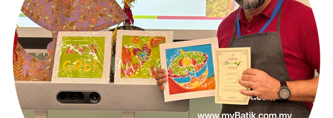 Amazon office Batik Bonding Activity
